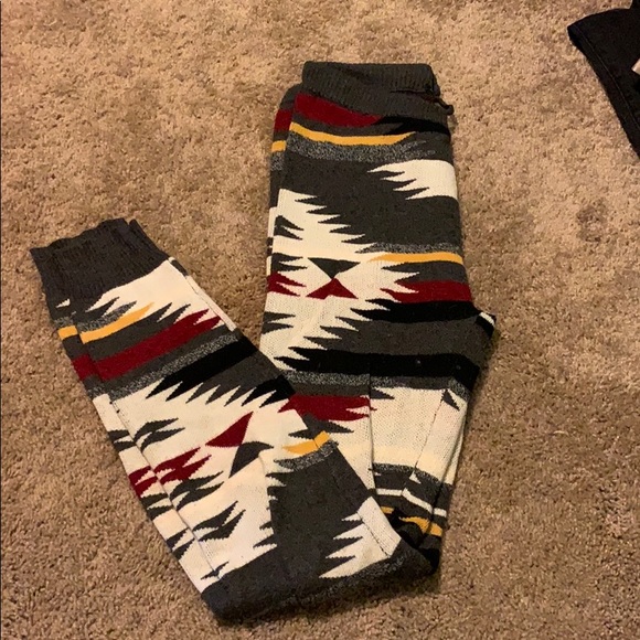 Cute sweater leggings! - Picture 1 of 4